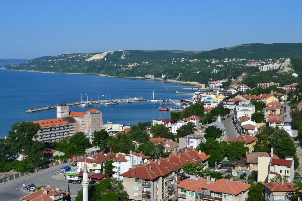 Family Hotel Magnolia Balchik Extérieur photo