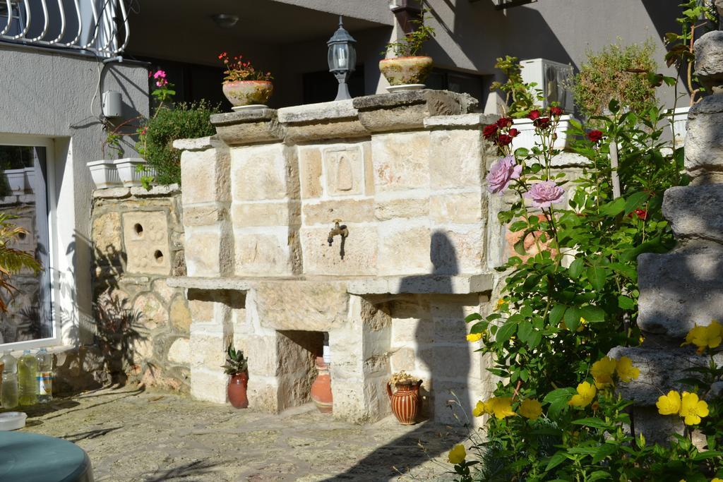 Family Hotel Magnolia Balchik Extérieur photo